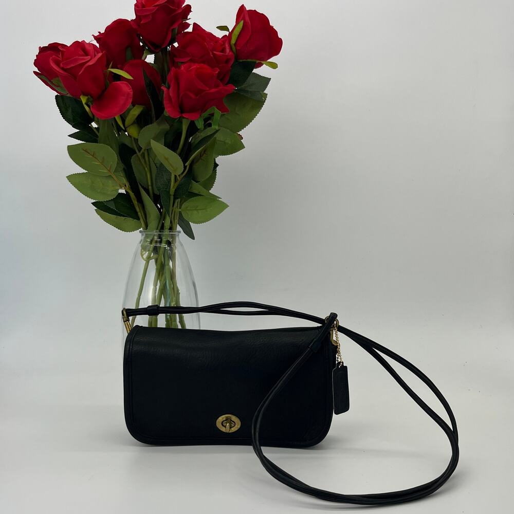 Vintage Coach NYC Mini Clutch 9375 Early Dinky Bag Black